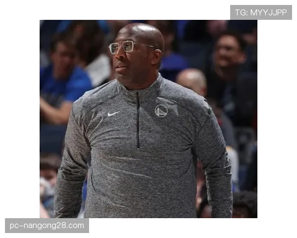 特写：迈克·布朗荣获三月最佳教练后，谈球队防守体系的建立